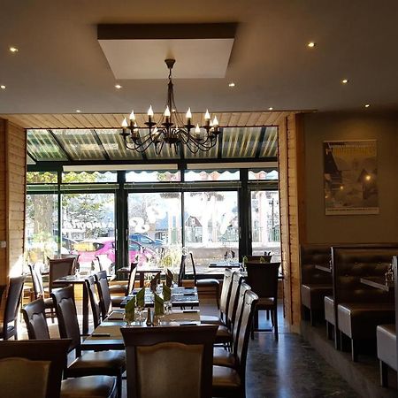 Hotel Restaurant Glaizette LʼArgentière-la-Bessée エクステリア 写真