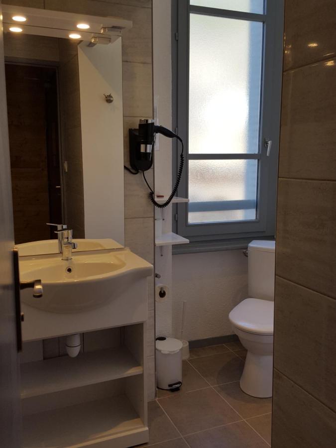 Hotel Restaurant Glaizette LʼArgentière-la-Bessée エクステリア 写真