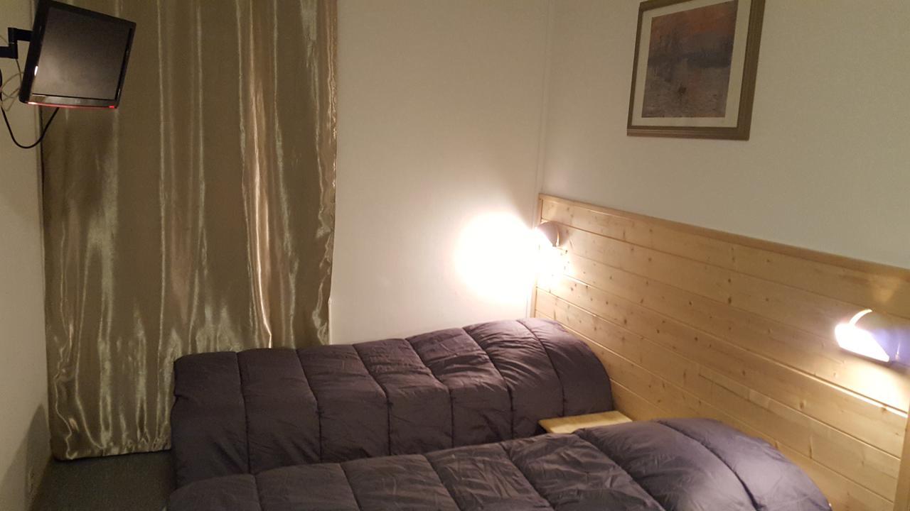 Hotel Restaurant Glaizette LʼArgentière-la-Bessée エクステリア 写真